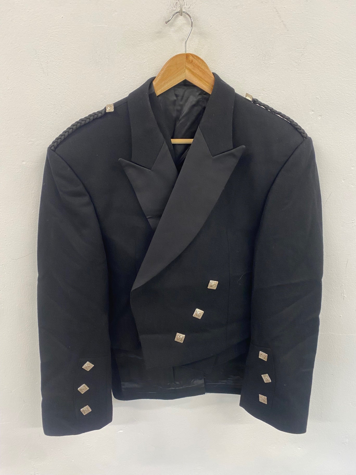 Fabulous Prince Charlie Kilt Jacket & Waistcoat 46R Black wool SH597