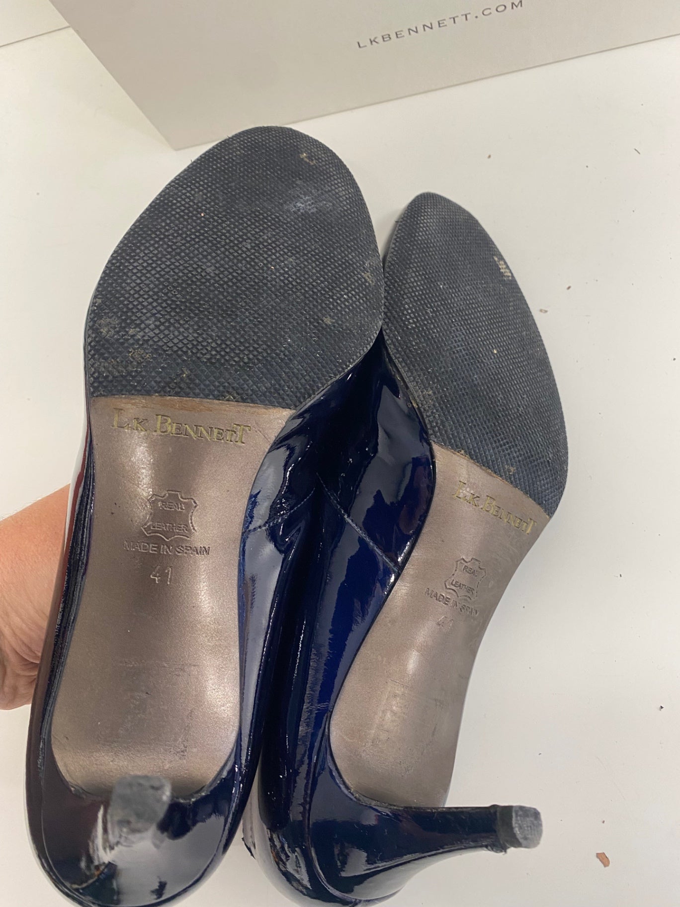 Fabulous L.K. Bennett Court Shoes Sabira UK7 Navy Blue mid heel classic SH599