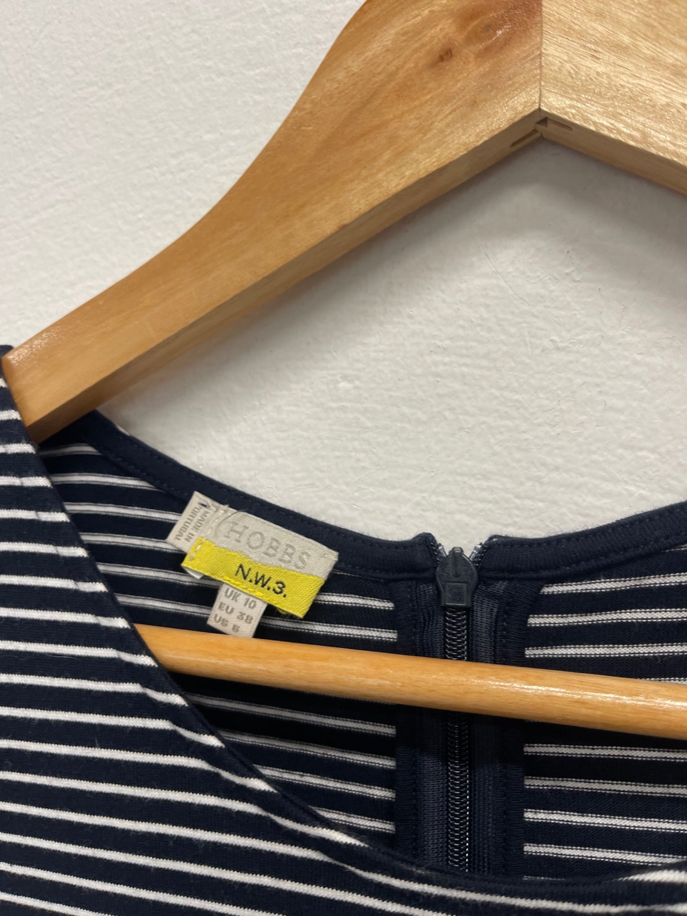 Fabulous Hobbs NW3 Dress Uk 10 Navy and White CH600