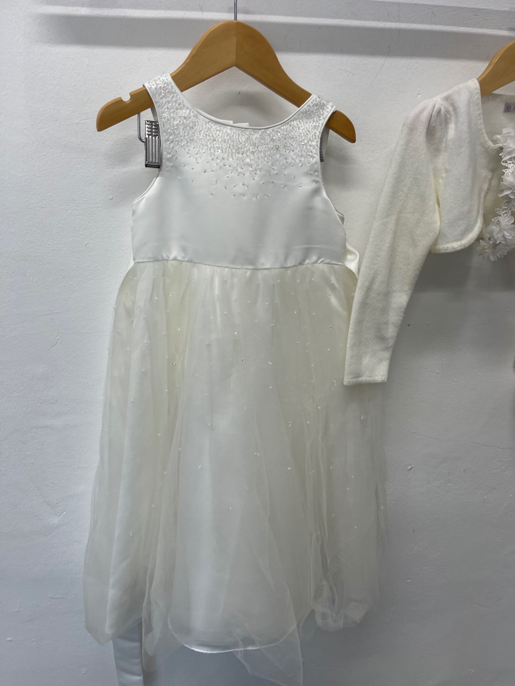 Fabulous John Lewis Girls Occasion Bridesmaid outfit  Age 4 Cream John Lewis CH600