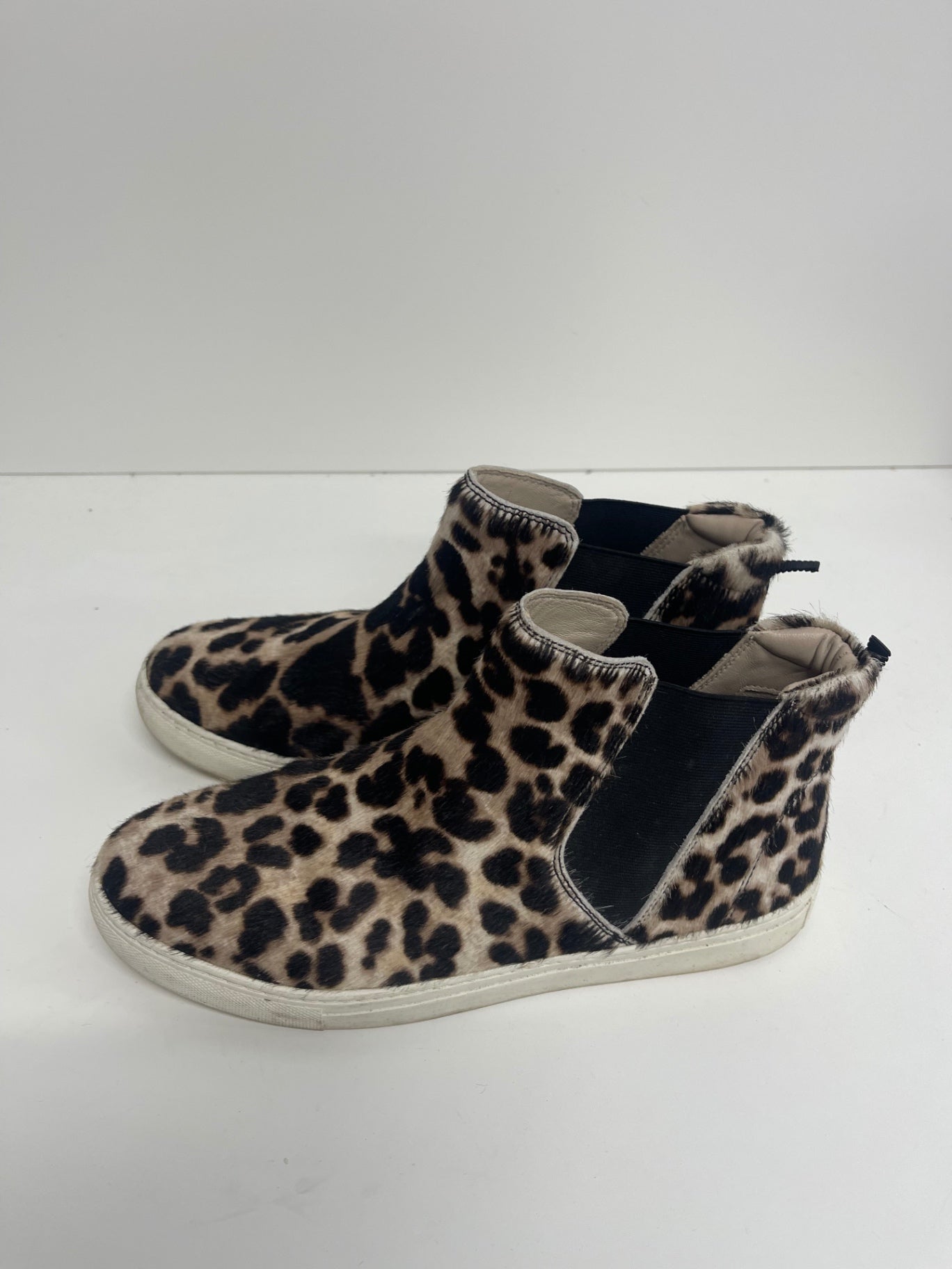 Fabulous Boden leather high top Sneakers uk6 Leopard print CH600