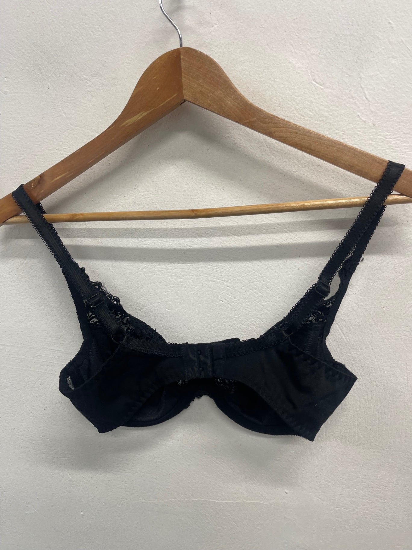 Fabulous Rigby & Peller underwired bra Lingerie 32D Black CH600