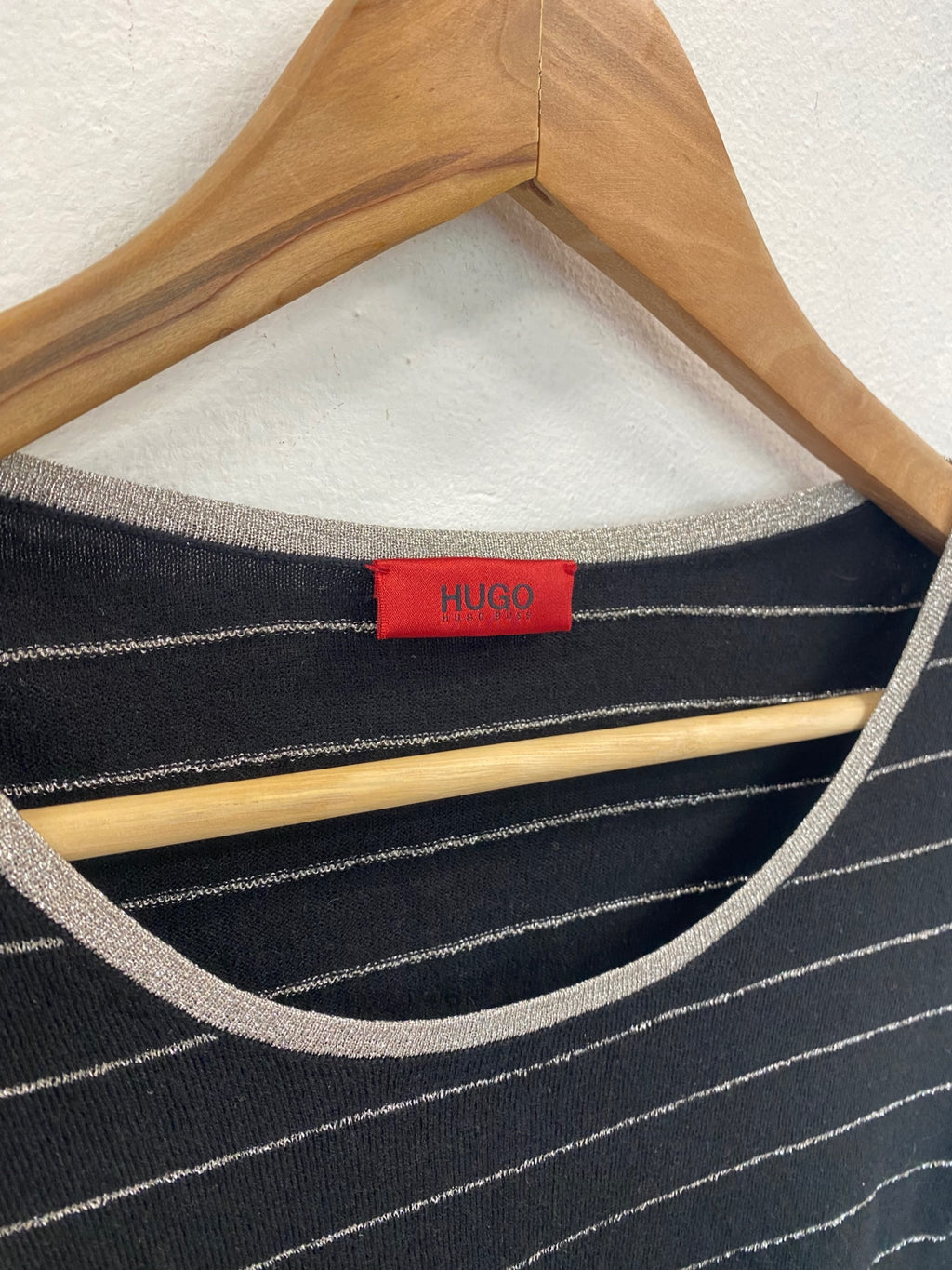 Fabulous Hugo Boss Y2K Sweater S Black silver stripe 00’s vintage