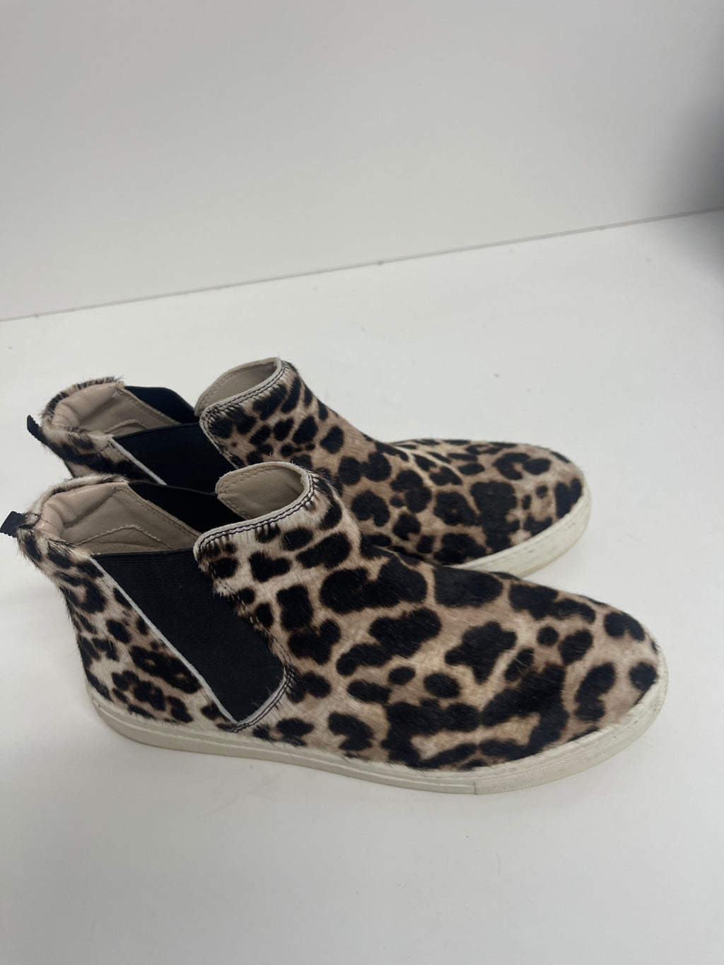 Fabulous Boden leather high top Sneakers uk6 Leopard print CH600