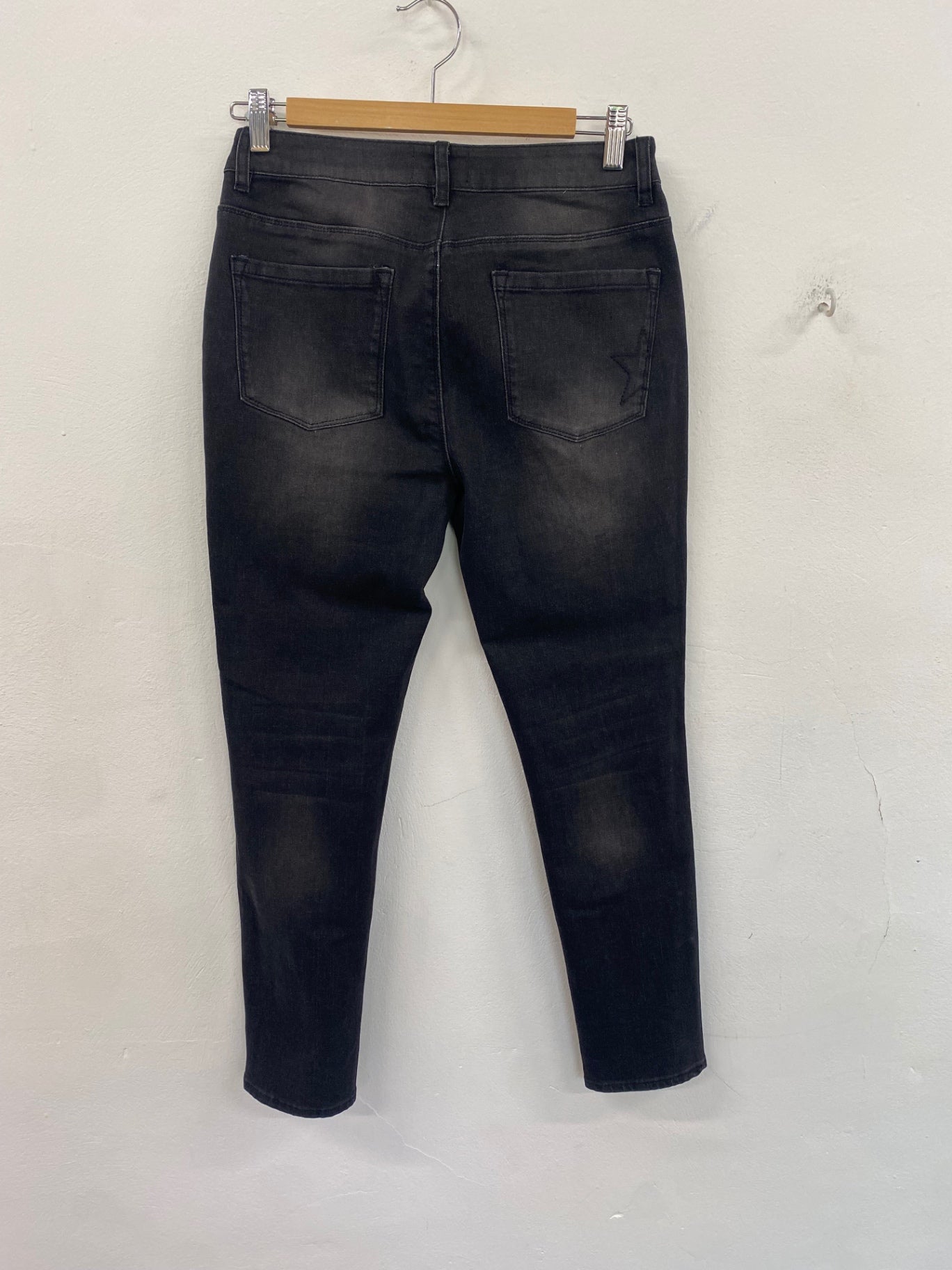Fabulous Hush Skinny Jeans classic quality UK12 Black wash CH600