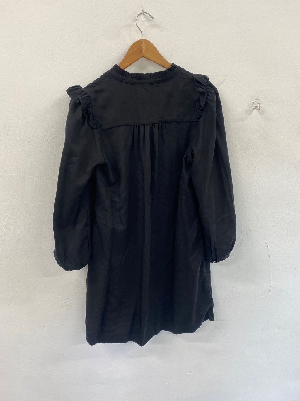 Fabulous WHISTLES ruffles Dress UK12 Black cottagecore Mediterranean CH660