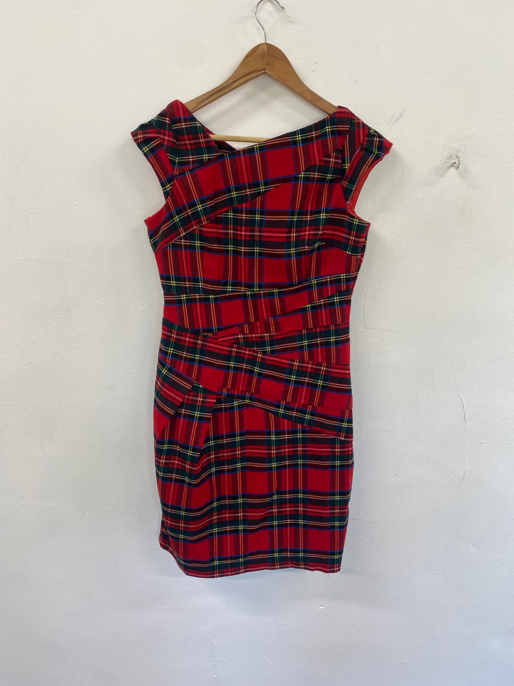 Fabulous Hearts and Bows Dress UK12 Red Tartan asymmetric punk vibe CH600