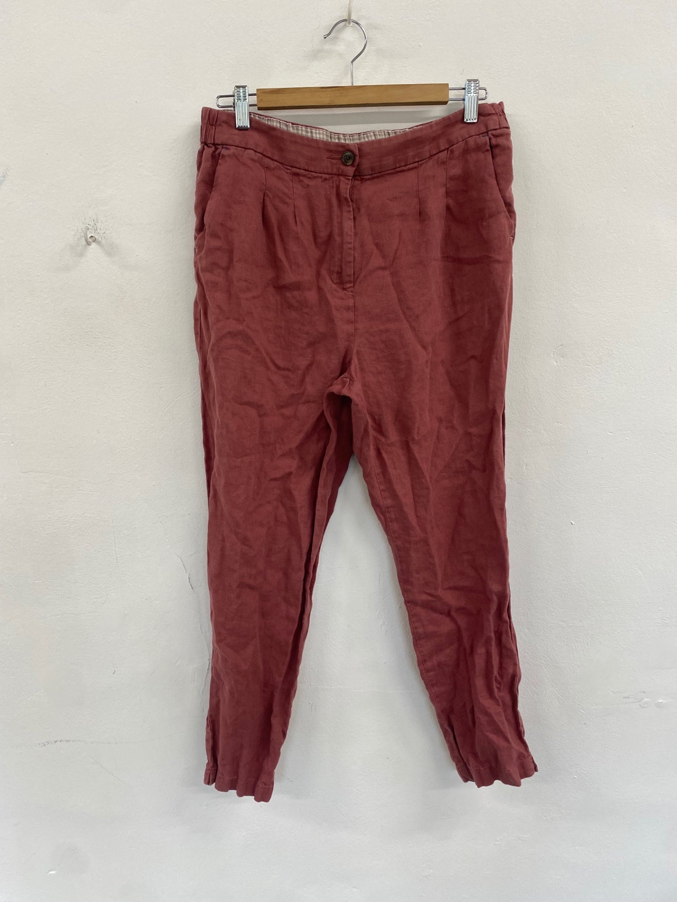 Fab white stuff red faded trousers linen summer Uk12 DF583