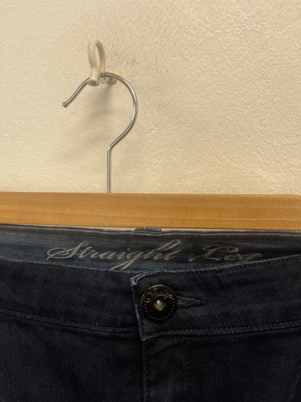 Fabulous M&S Indigo Straight Leg jeans UK22 Dark Blue AS602