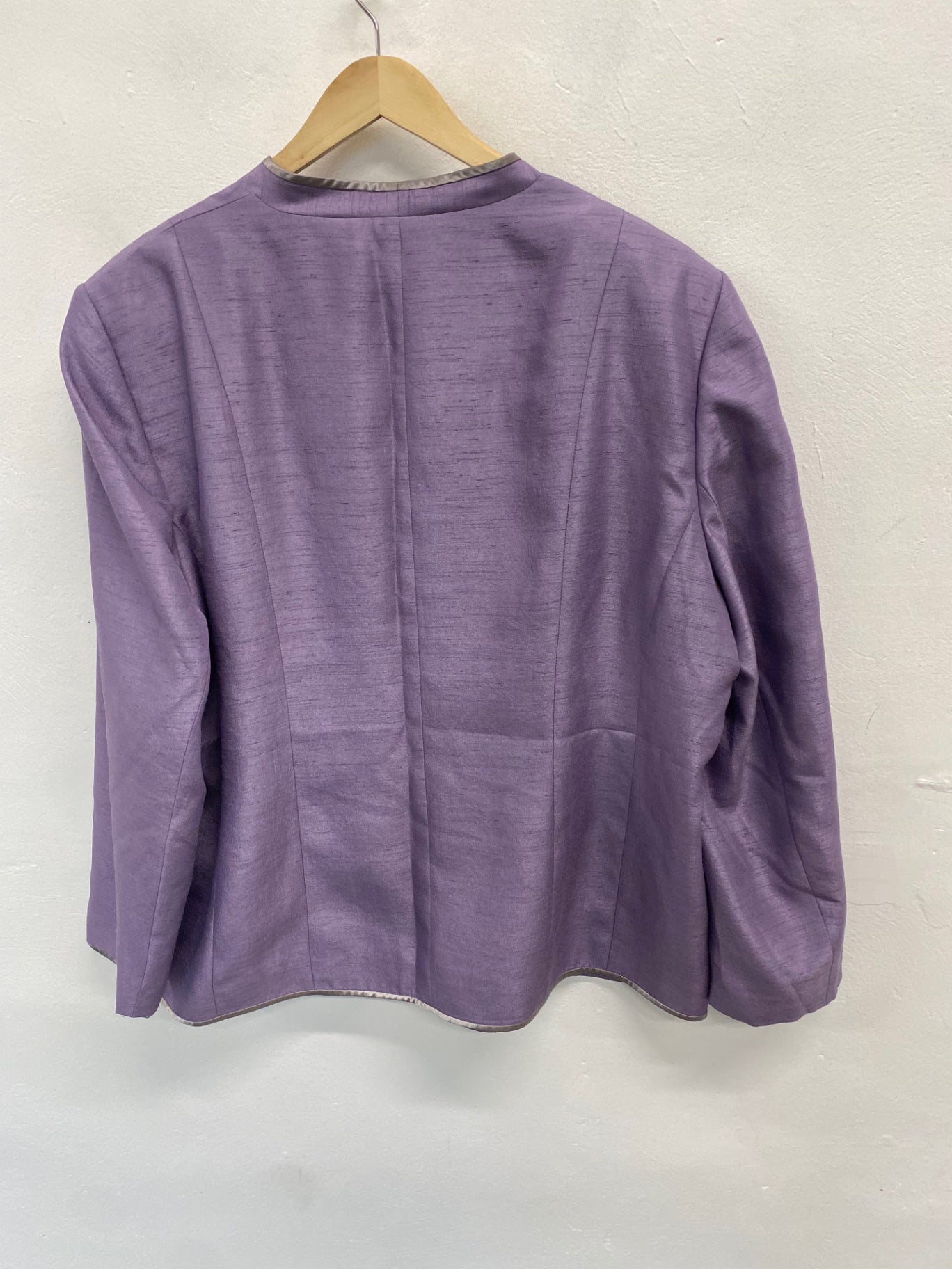 Fabulous Jacques Vert occasion event Jacket UK24 Lilac AS602