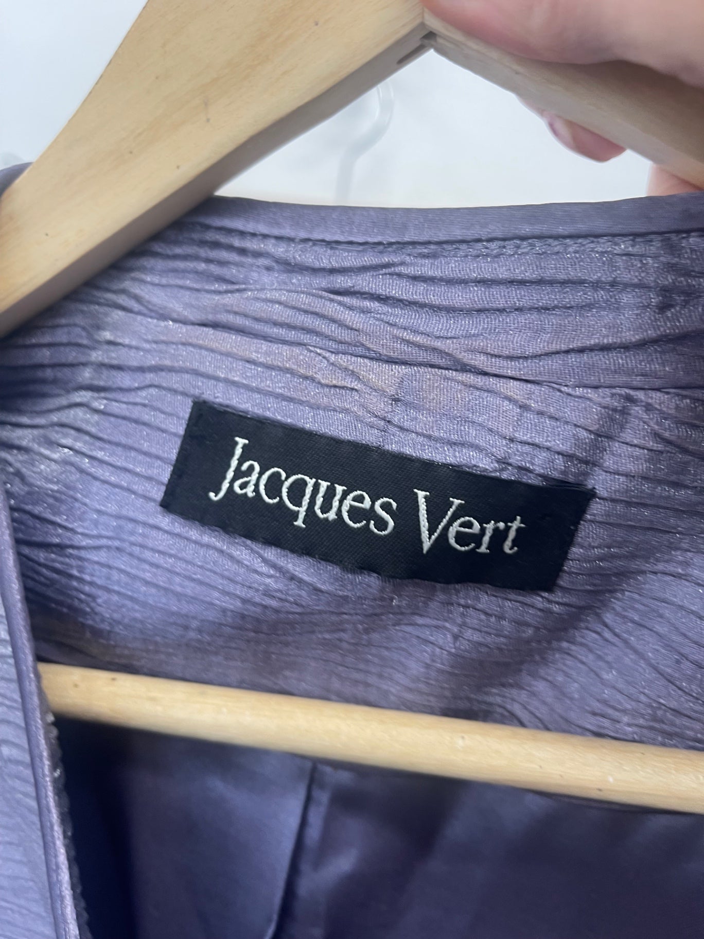 Fabulous Jacques Vert occasion MOB Suit UK22 Lilac Textured AS602