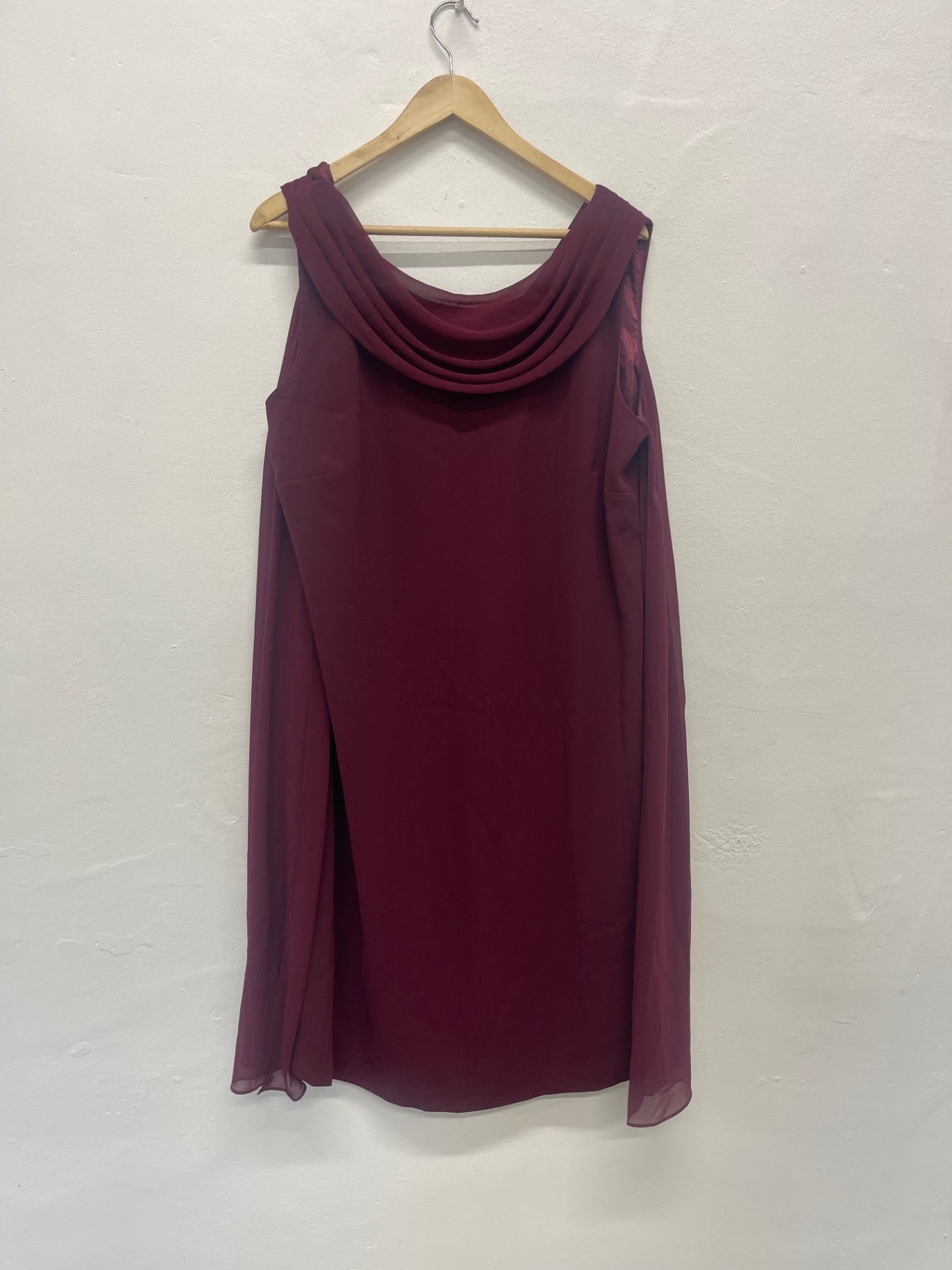 Fabulous Jacques Vert occasion event Dress UK18 Burgundy Elegant AS602