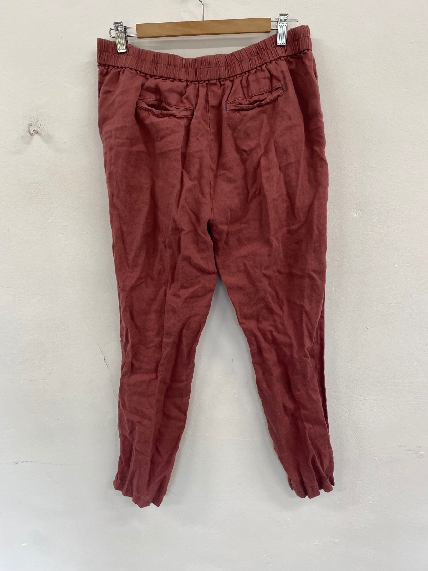Fab white stuff red faded trousers linen summer Uk12 DF583