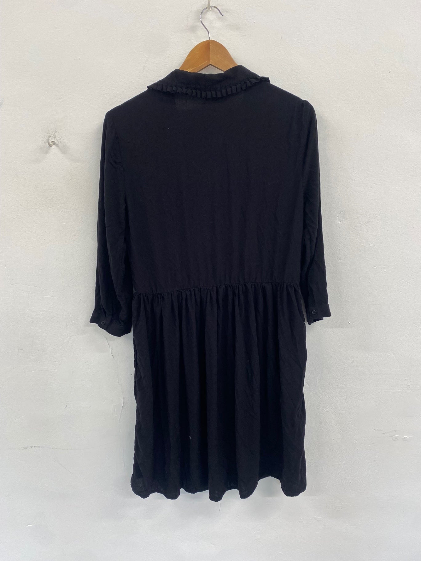 Gorgeous Hush ruffled shirt dress black UK10 soft summer Mediterranean chic CH600