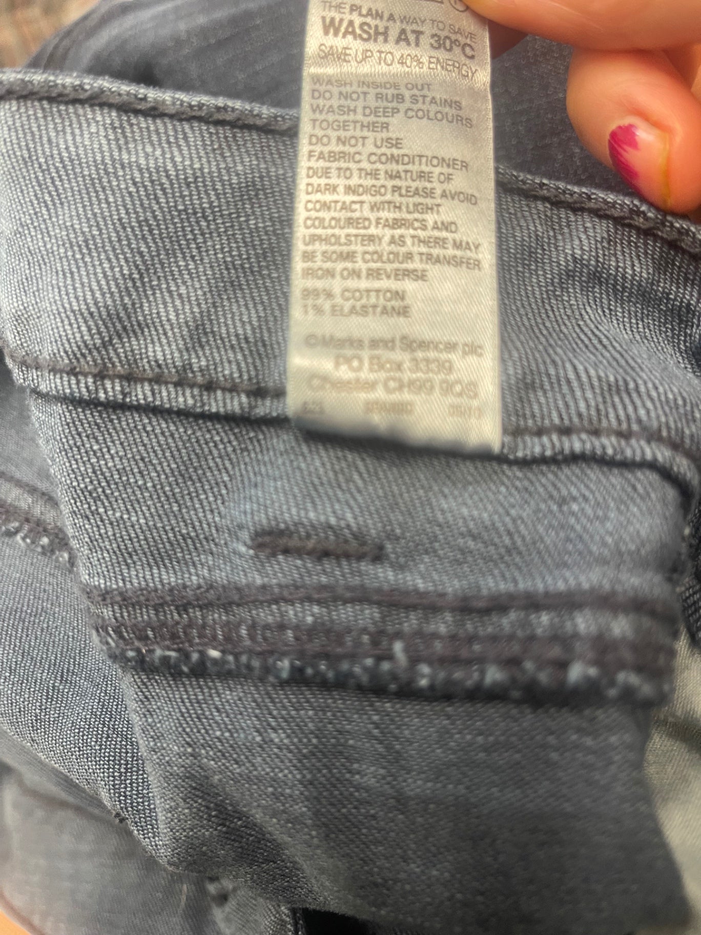 Fabulous M&S Indigo Straight Leg jeans UK22 Dark Blue AS602
