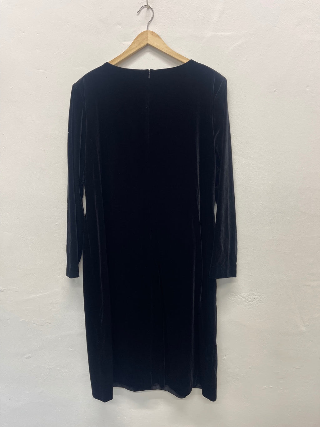 Fabulous Jacques Vert velvet evening event Dress UK24 Black AS602