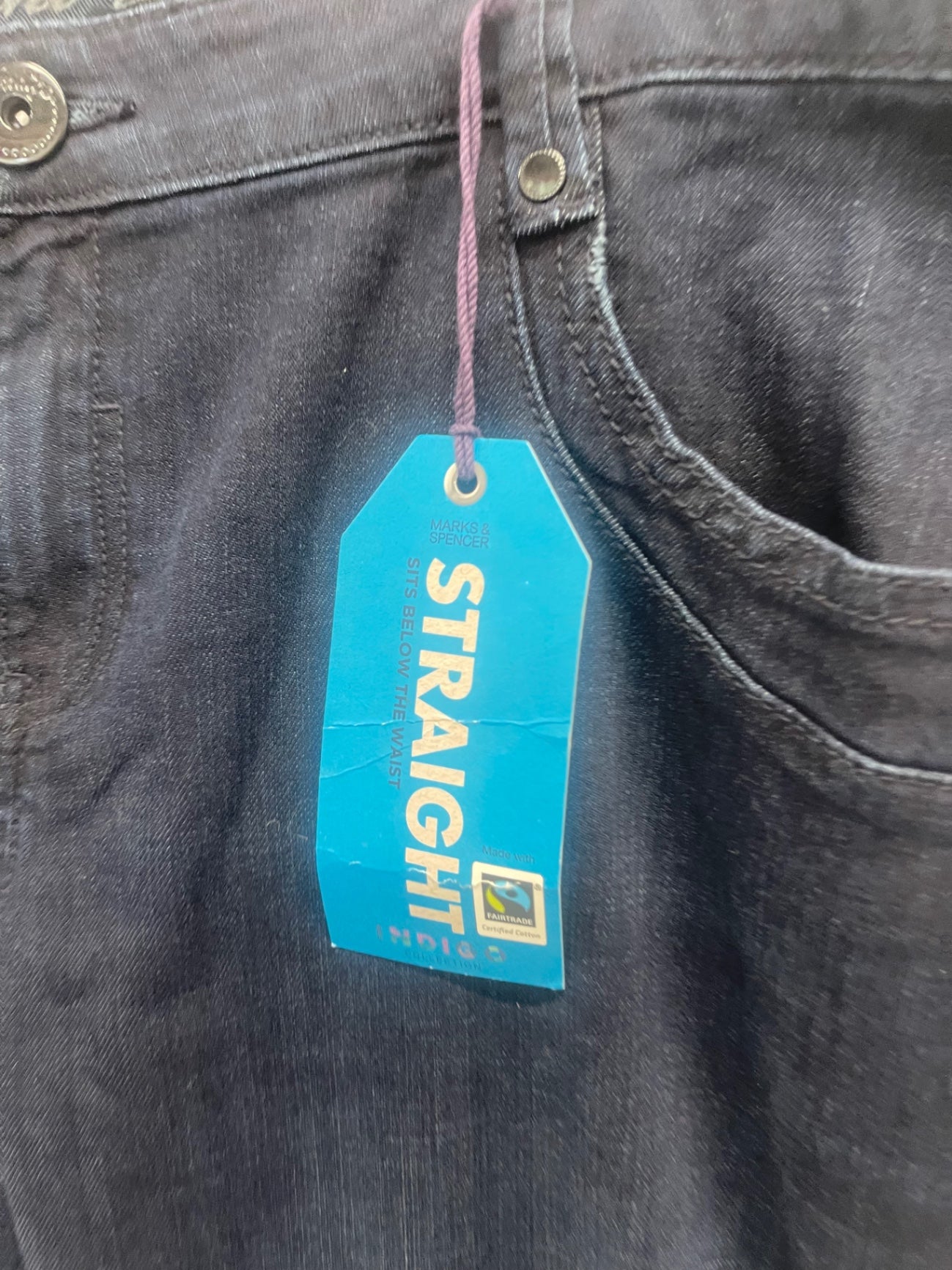 Fabulous M&S Indigo Straight Leg jeans UK22 Dark Blue AS602