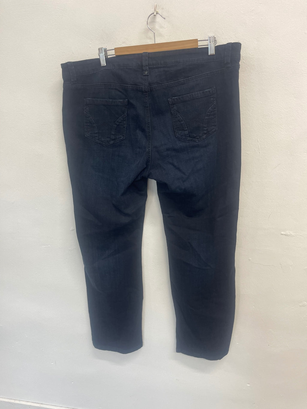 Fabulous M&S Indigo Straight Leg jeans UK22 Dark Blue AS602