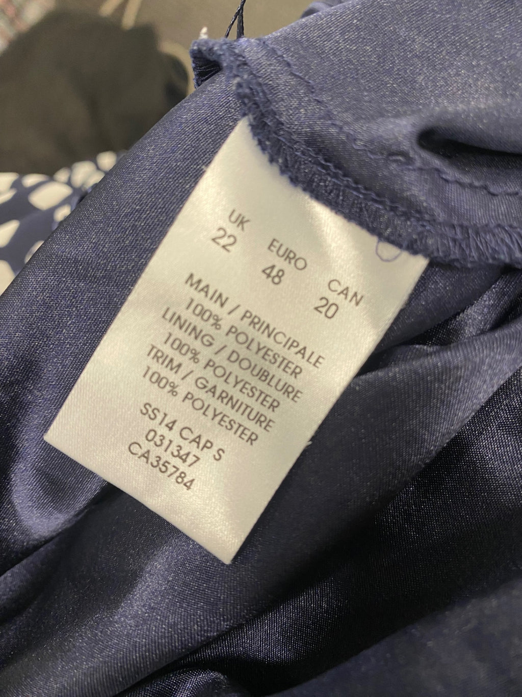 Fabulous JACQUES VERT occasion party Suit UK 22 Navy blue and white AS602