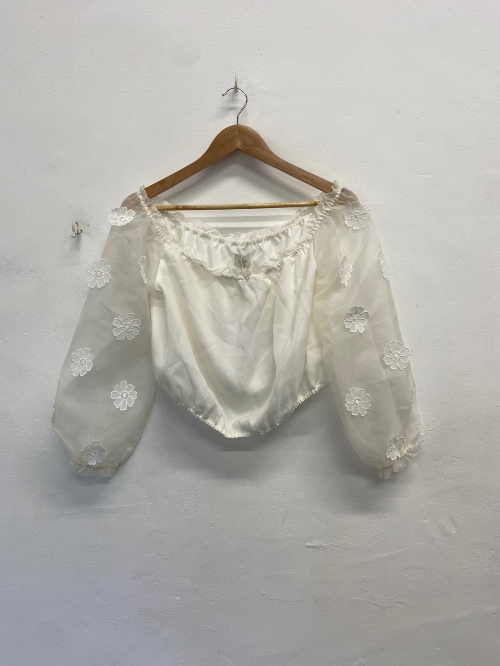 Fabulous Cami puff sleeve corset top appliqué sleeves UKL cream JW603