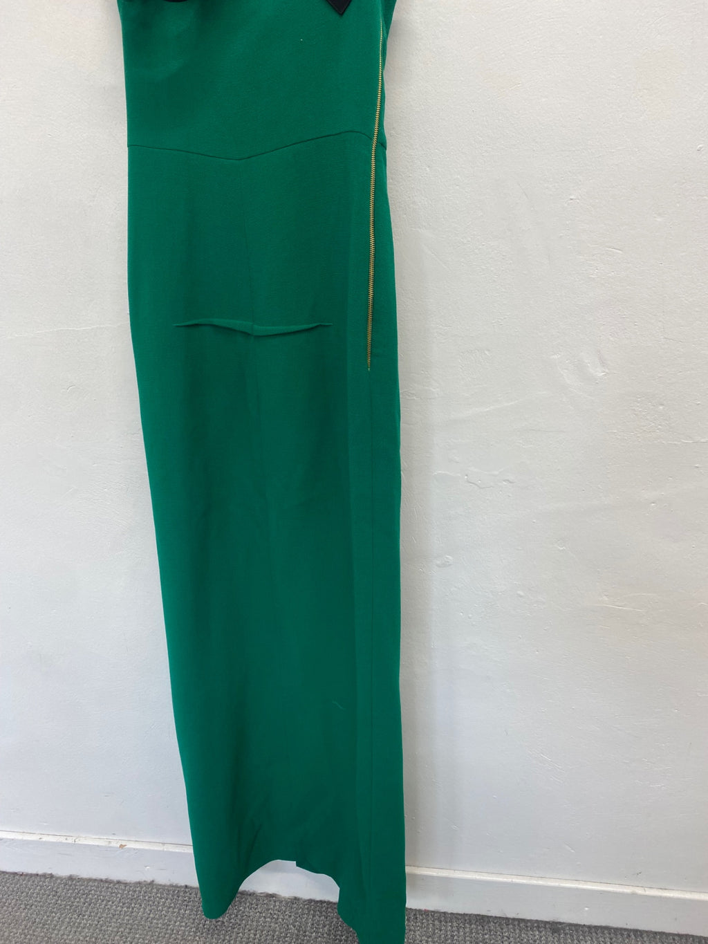 Fabulous ROLAND MOURET asymmetric Evening Dress UK12 emerald Green JW603