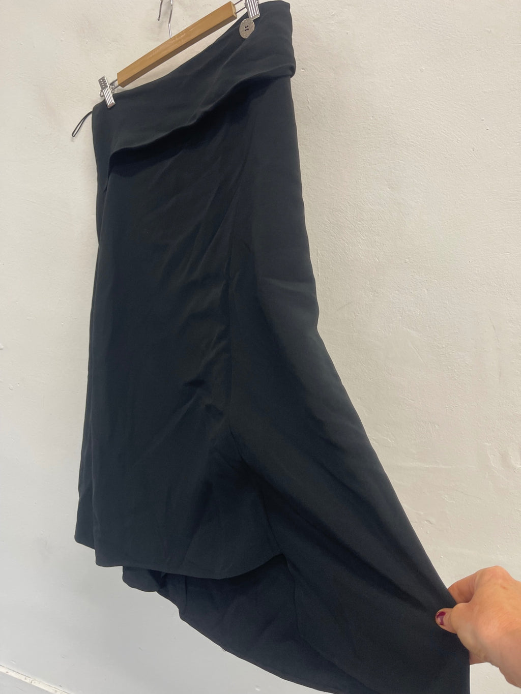 Fabulous Victoria Beckham A Line Midi Skirt UK12 Black JW603