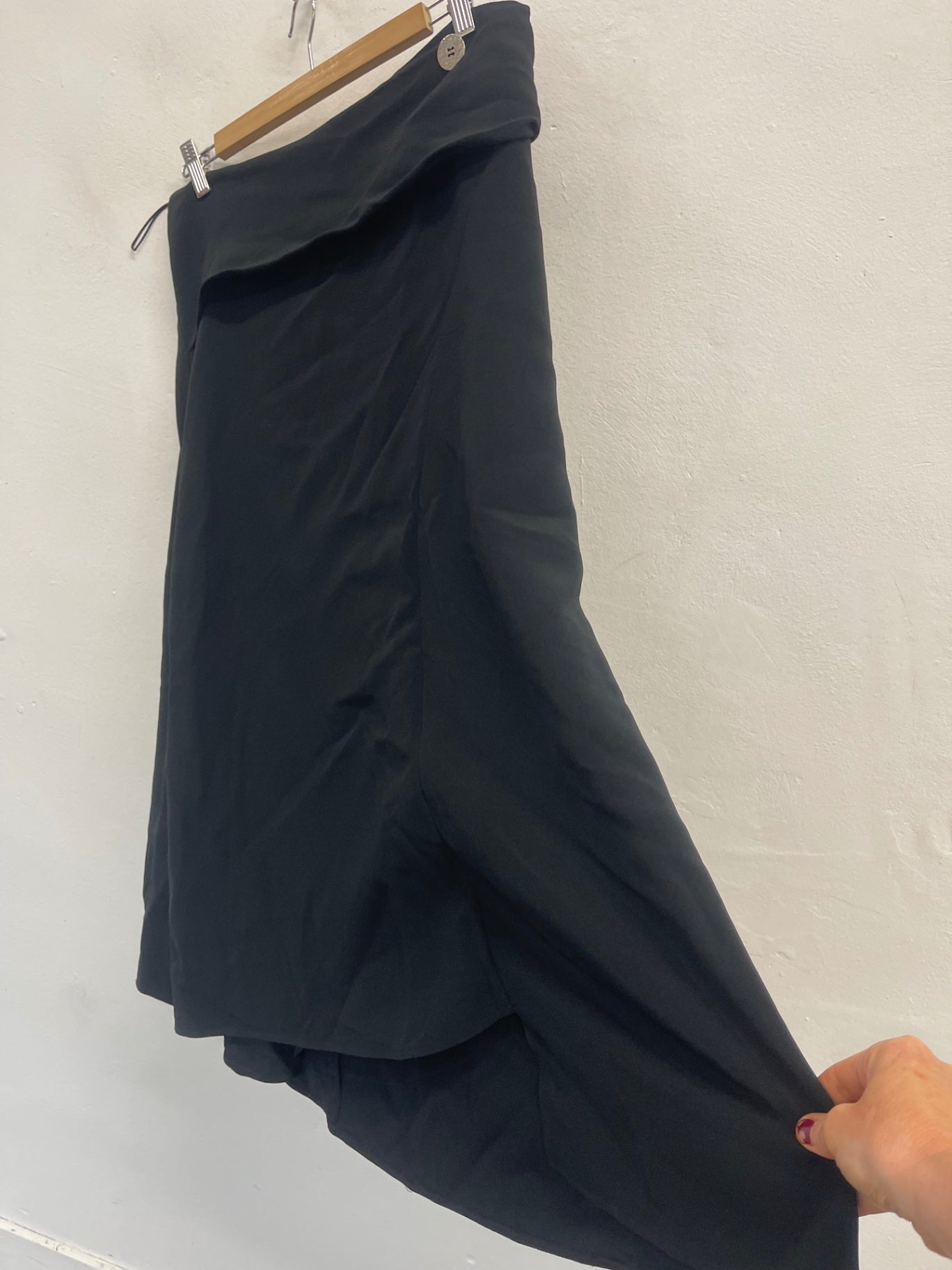 Fabulous Victoria Beckham A Line Midi Skirt UK12 Black JW603