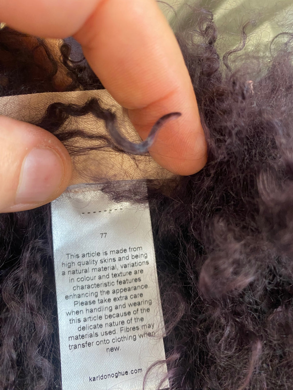 Fabulous Karl Donoghue lamb skin fleece wool leather Scarf One size Purple KW605