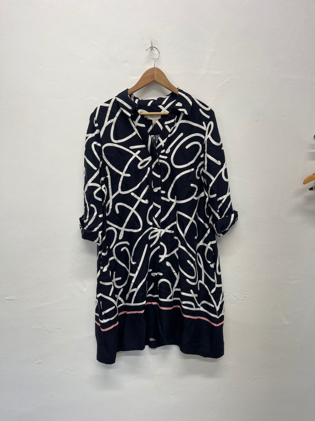 Fabulous Hobbs Marina abstract classic Dress UK14 Navy new KW605