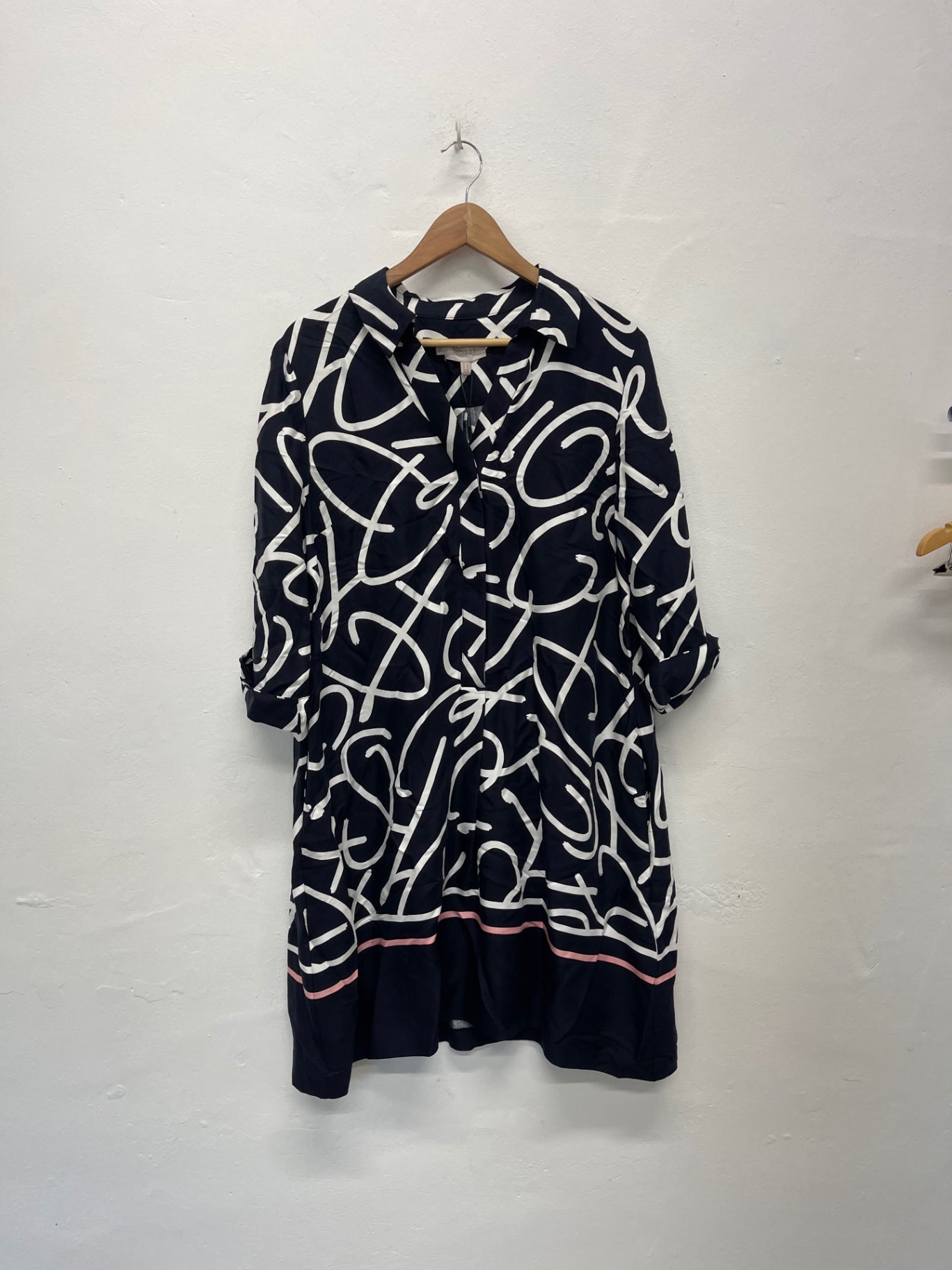 Fabulous Hobbs Marina abstract classic Dress UK14 Navy new KW605