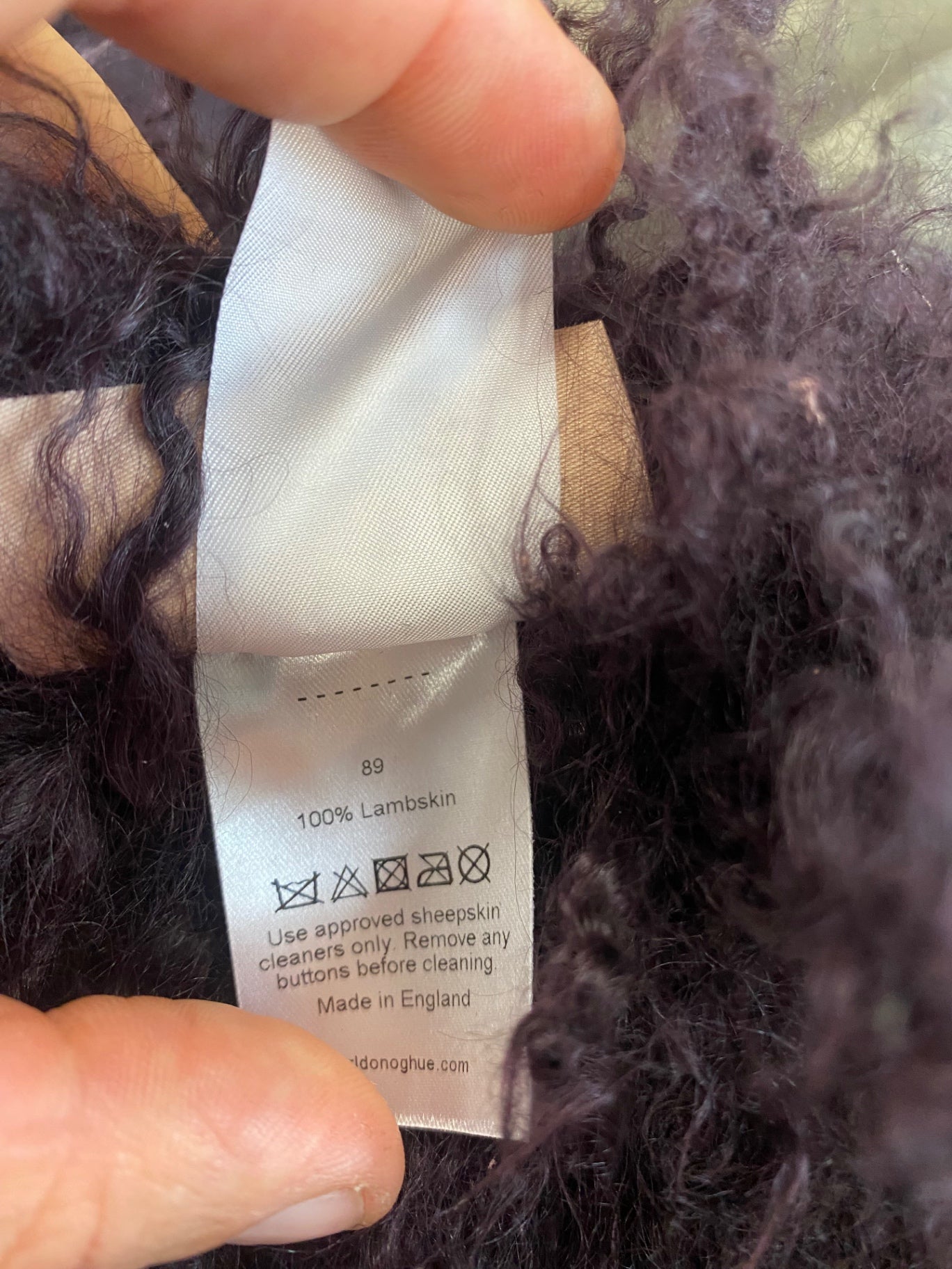Fabulous Karl Donoghue lamb skin fleece wool leather Scarf One size Purple KW605