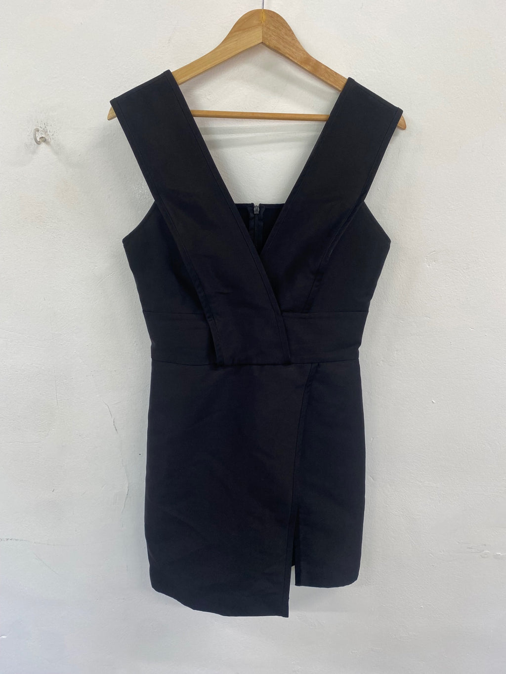 Fabulous Armani Exchange Cocktail Dress UK10 Black classic JW603