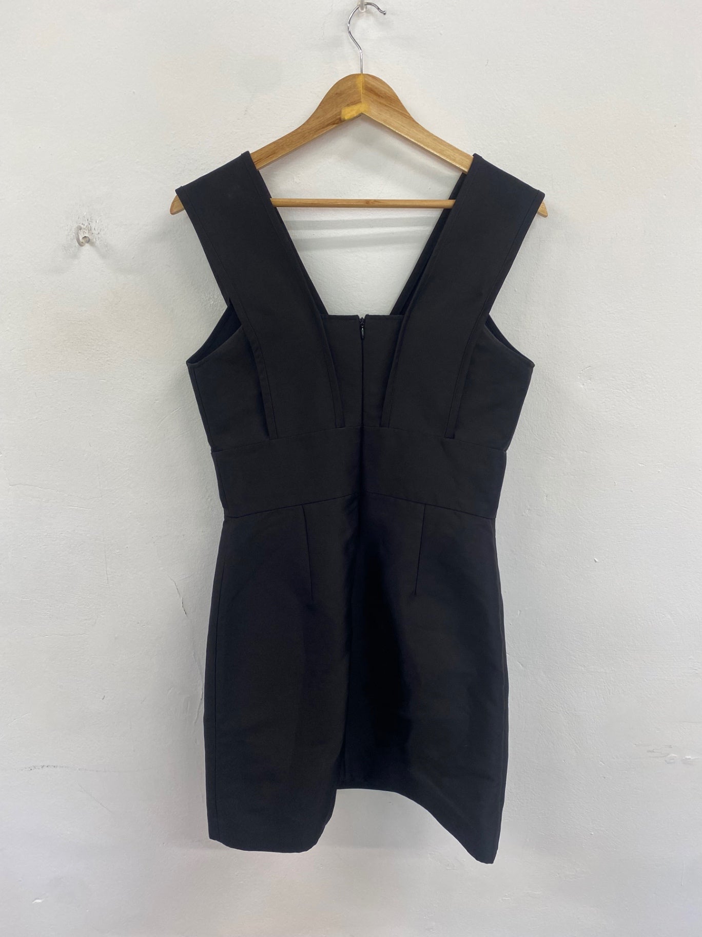 Fabulous Armani Exchange Cocktail Dress UK10 Black classic JW603