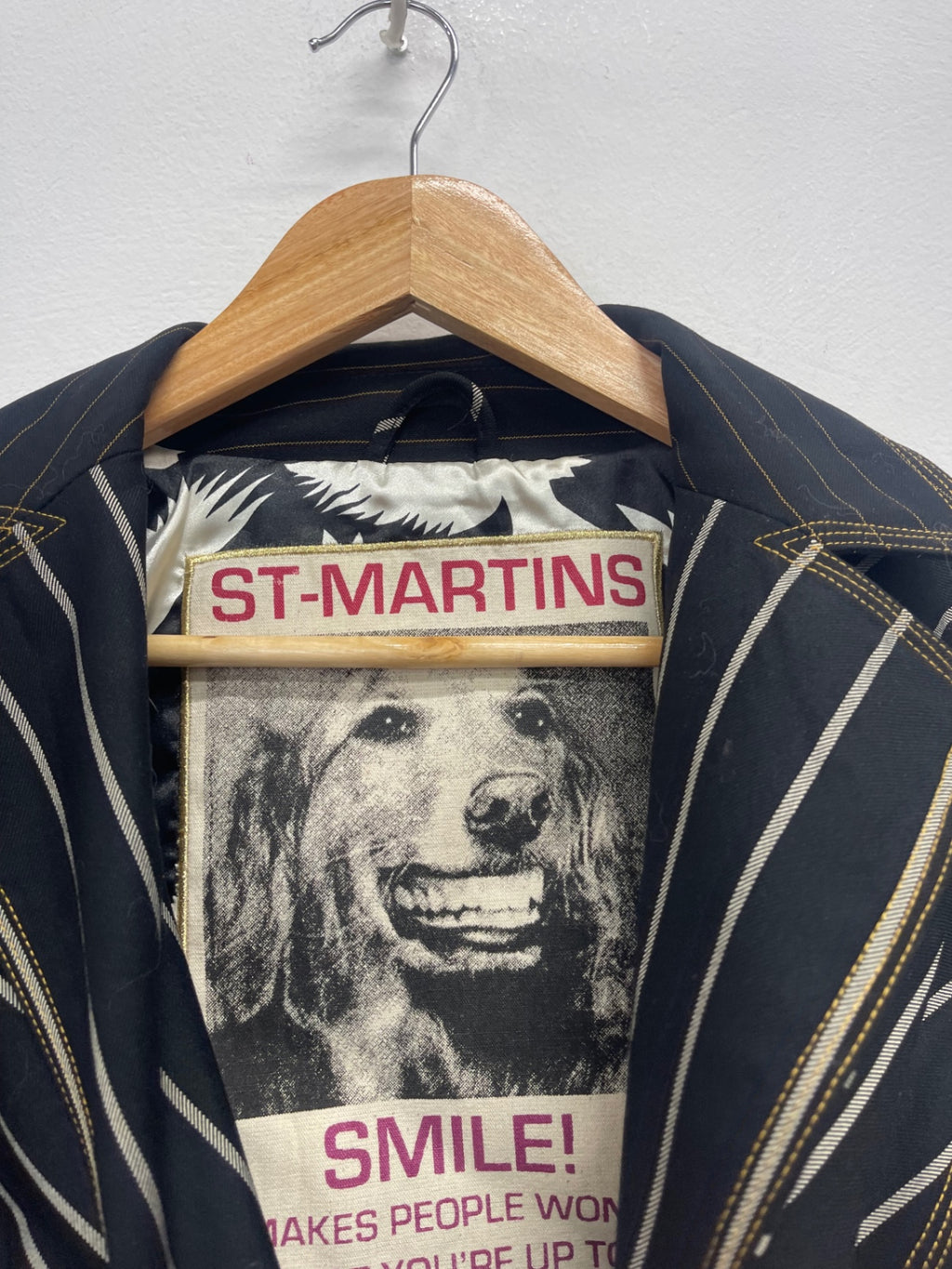 Fabulous st-martins Y2K pinstripe Suit UkM (12) Black & white pinstripes KW605