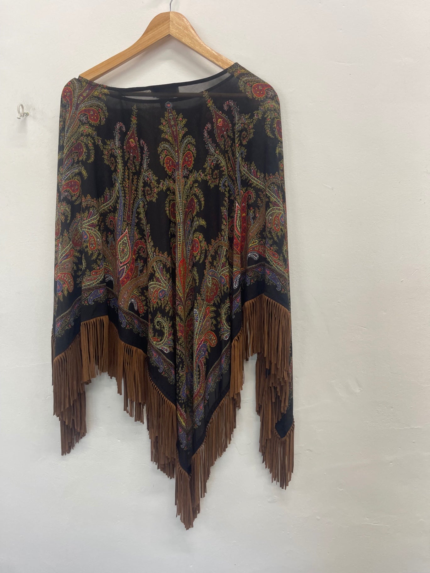 Fabulous Joseph Ribkoff tasseled boho Poncho Top uk10 Black KW605