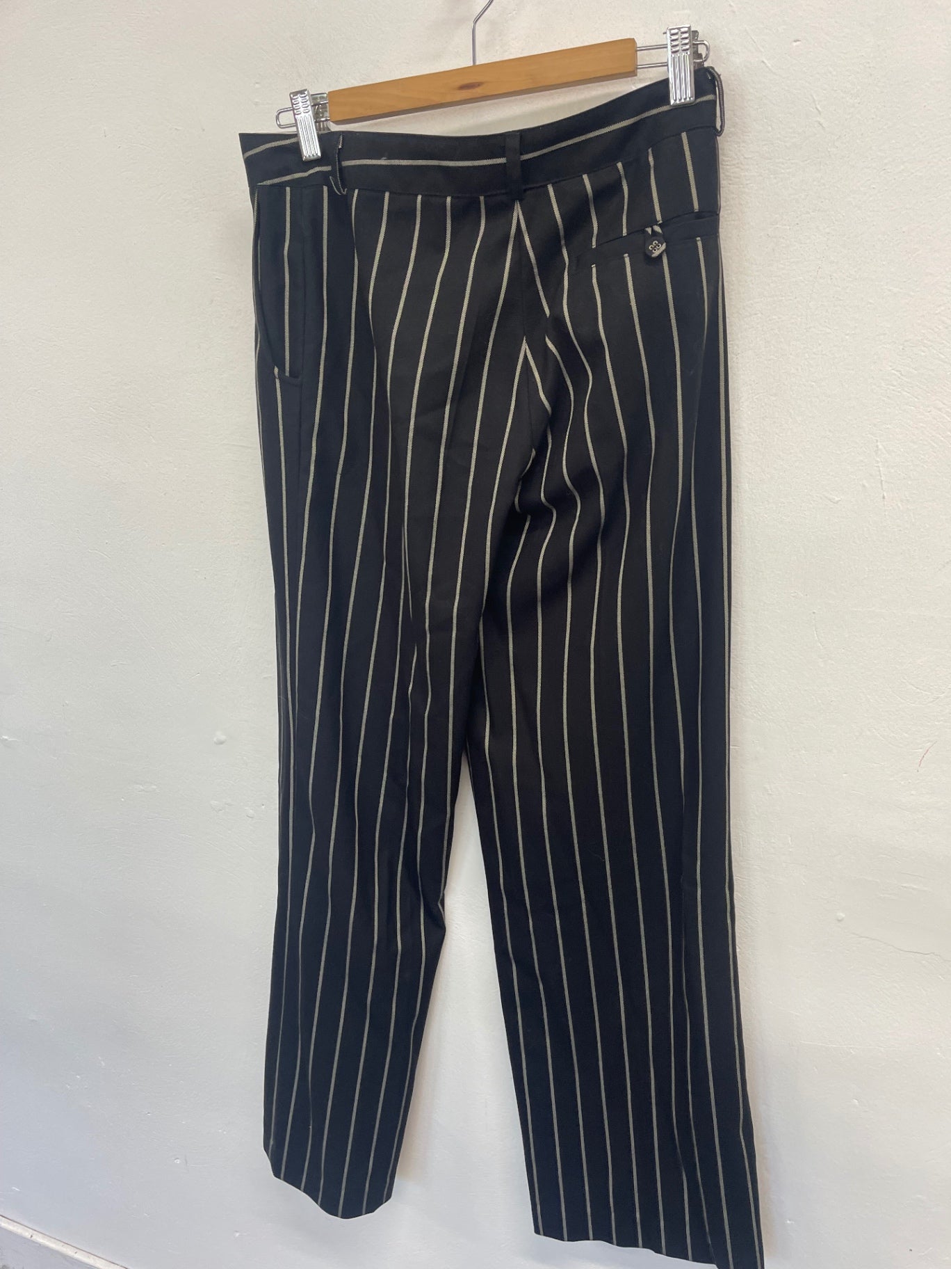 Fabulous st-martins Y2K pinstripe Suit UkM (12) Black & white pinstripes KW605
