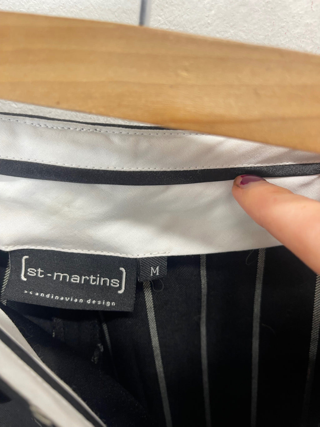 Fabulous st-martins Y2K pinstripe Suit UkM (12) Black & white pinstripes KW605