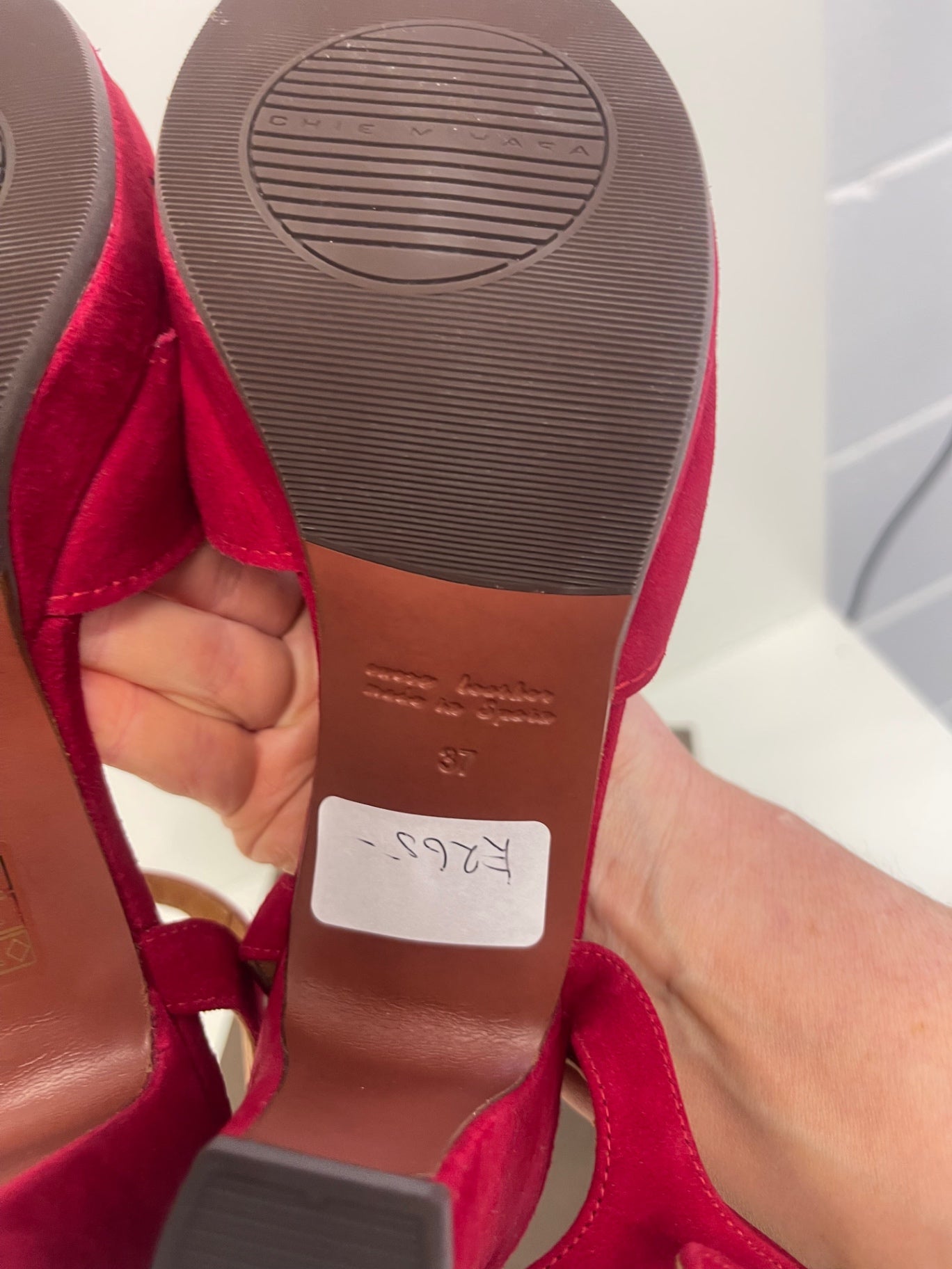 Fabulous Chie Mihara suede Sandals uk4-5 Red Cherry New KW506