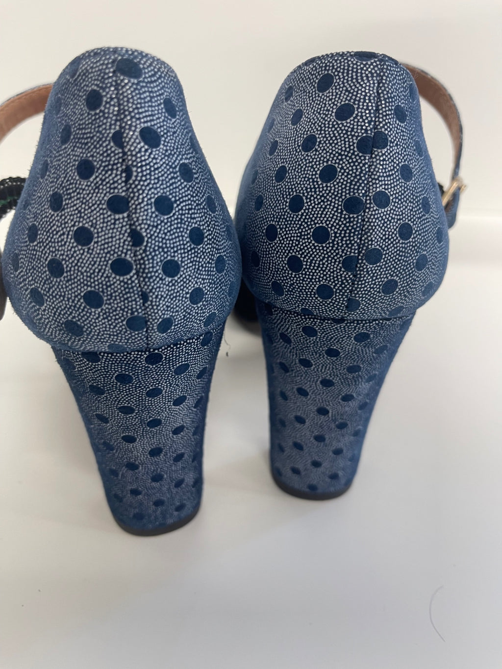Fabulous Chie Mihara stunning spotted suede Heels uk4/5 Blue KW605