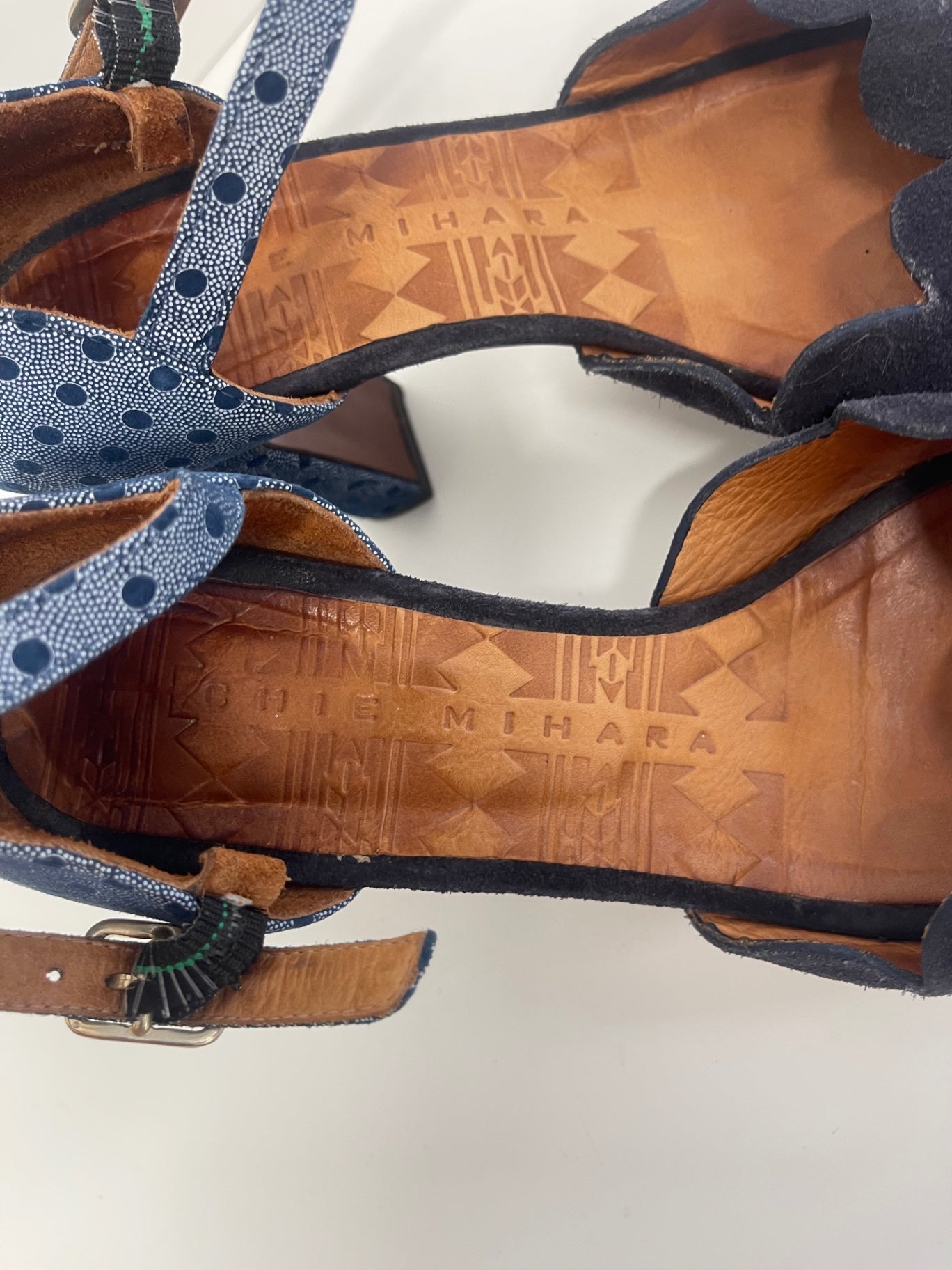 Fabulous Chie Mihara stunning spotted suede Heels uk4/5 Blue KW605