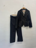 Fabulous st-martins Y2K pinstripe Suit UkM (12) Black & white pinstripes KW605