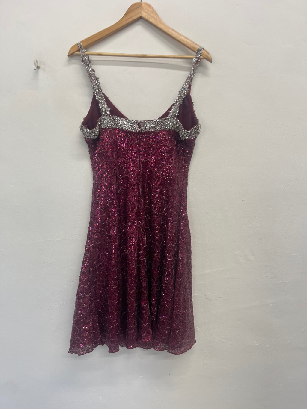 Fabulous Vintage Y2K heavily embellished Official Dress Uk14 Pink & silver KW605