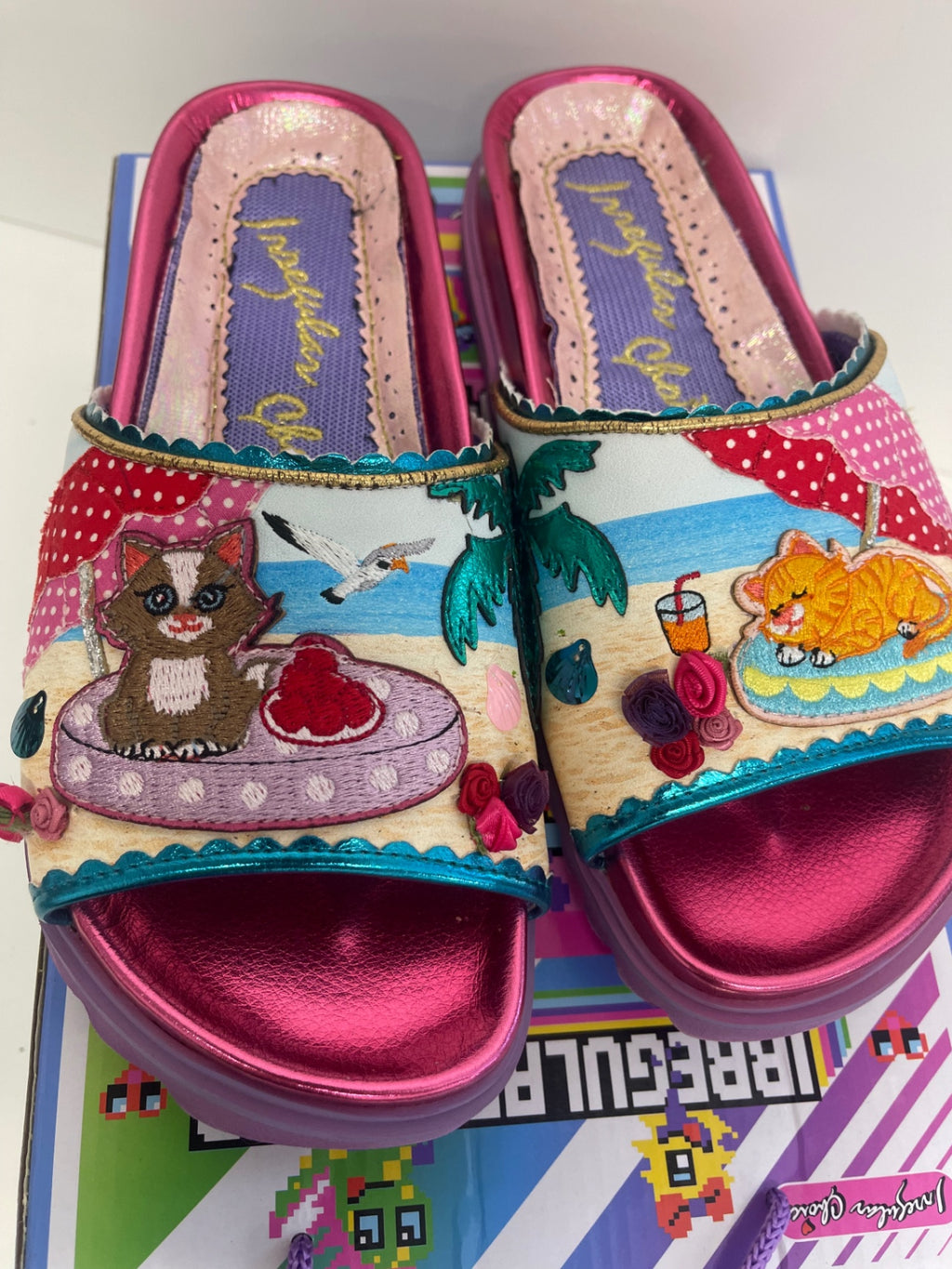 Fabulous Irregular Choice Beach Bum sliders Sandals UK5 Pink new KW605