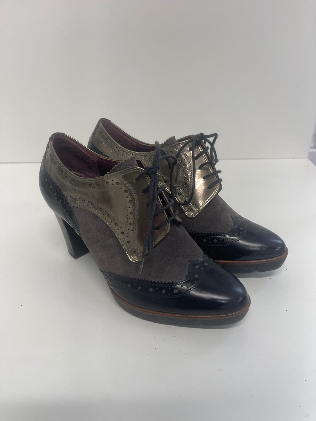 Fabulous Hogl heeled leather Loafer Shoes Uk4 Black & nude KW605