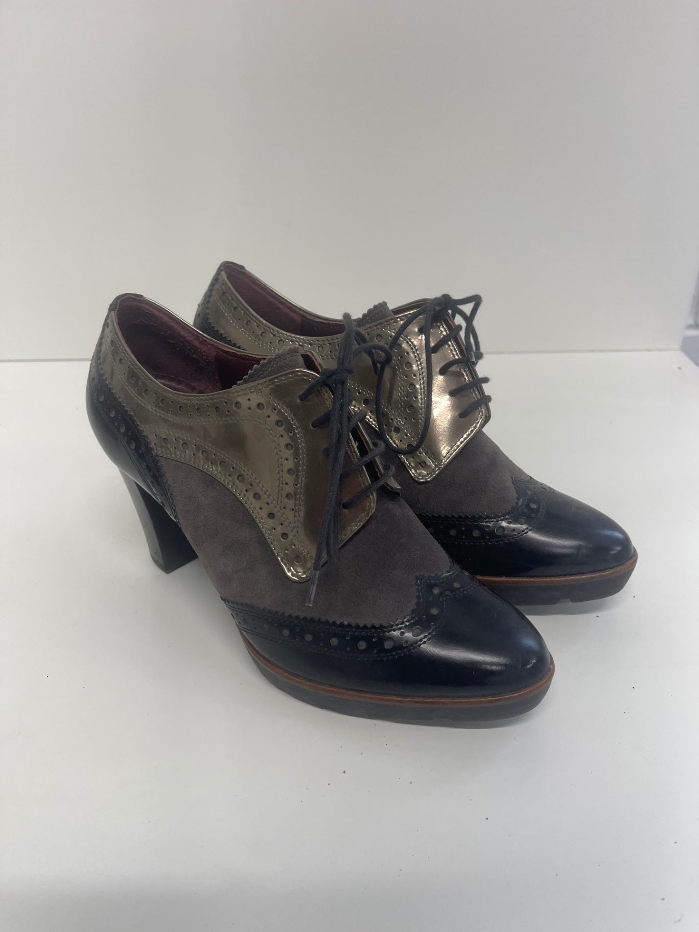 Fabulous Hogl heeled leather Loafer Shoes Uk4 Black & nude KW605