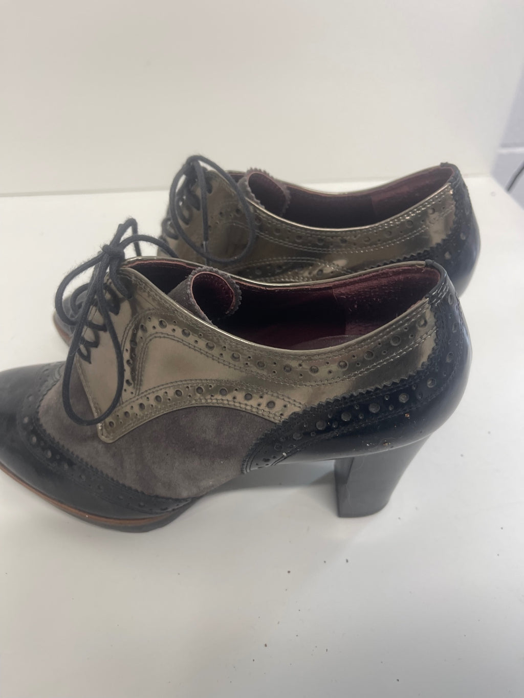 Fabulous Hogl heeled leather Loafer Shoes Uk4 Black & nude KW605