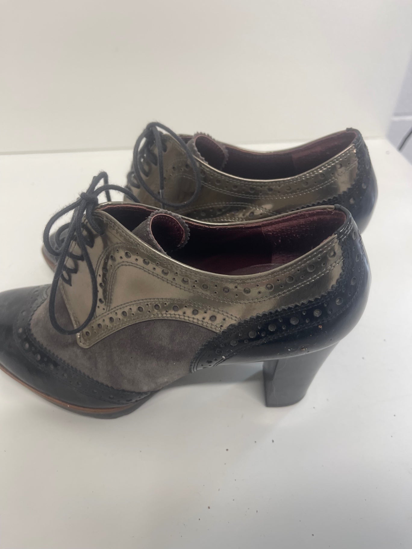 Fabulous Hogl heeled leather Loafer Shoes Uk4 Black & nude KW605