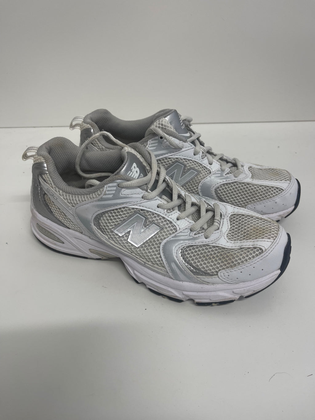 Fabulous New Balance 530 Sneakers UK6 White & Grey KB606