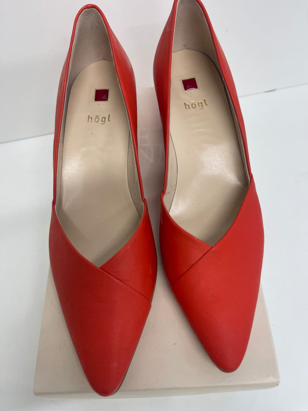 Fabulous Högl leather soft court heeled shoes UK4 Orange Coral kW605