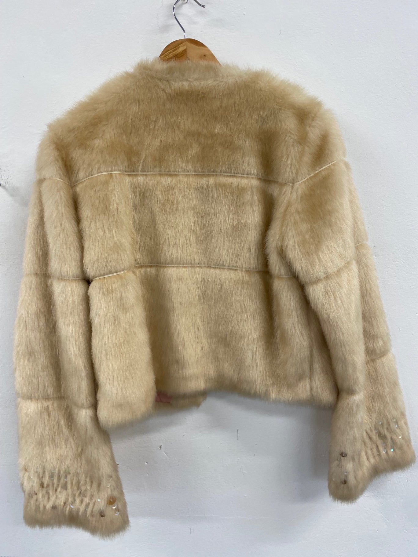 Gorgeous BIRGER & MIKKELSEN Night Faux fur jacket UK10 Beige sequins boho chic KW605